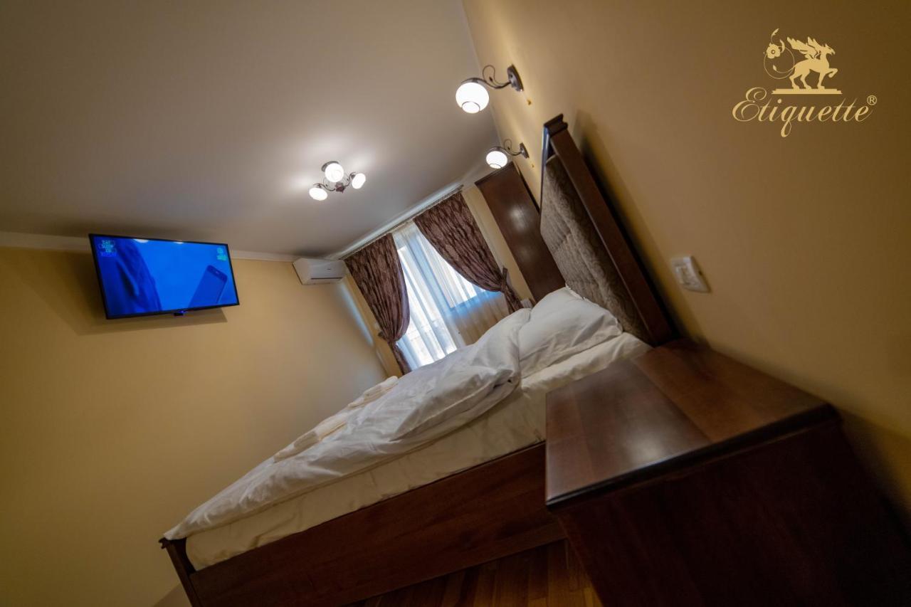 Villa Etiquette Deva Ngoại thất bức ảnh