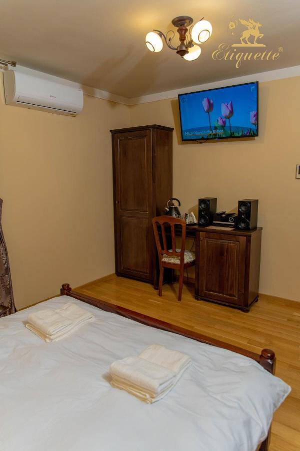 Villa Etiquette Deva Ngoại thất bức ảnh